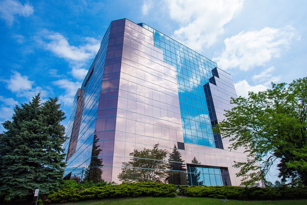 5995 Avebury Road 701, Mississauga, On L5r 3p9