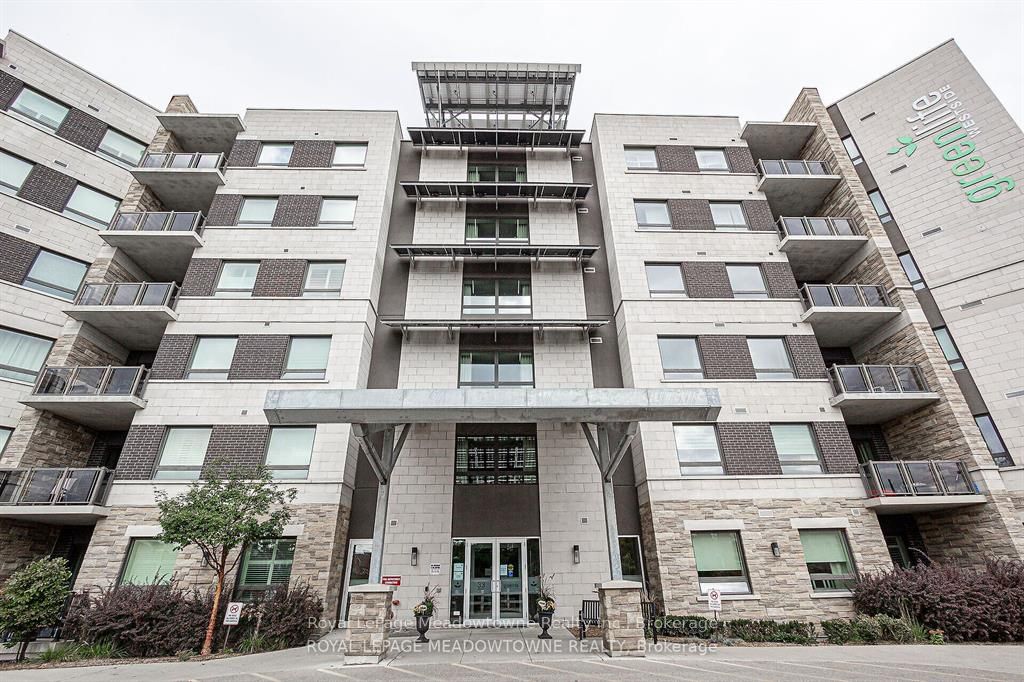 33 Whitmer Street 109, Milton, On L9t 8p9