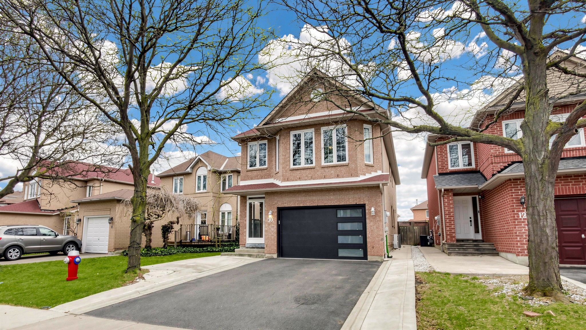 10 Cedarwood Crescent, Brampton, On L6x 4k1