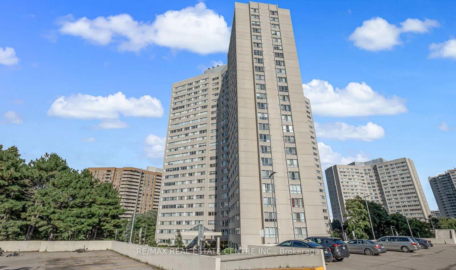 3700 Kaneff Crescent 501, Mississauga, On L5a 4b8