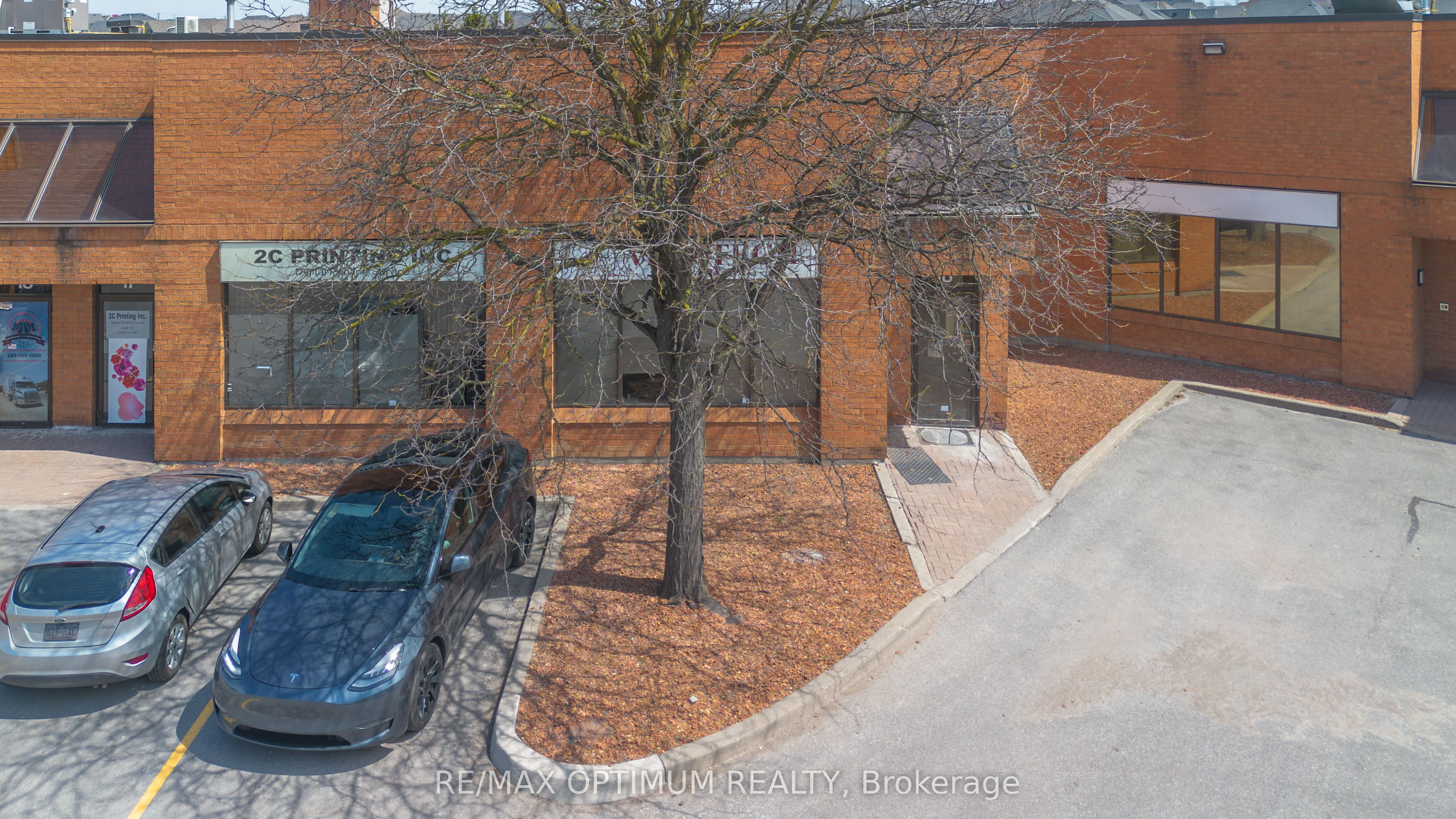 3 Brewster Road 16, Brampton, On L6t 5g9