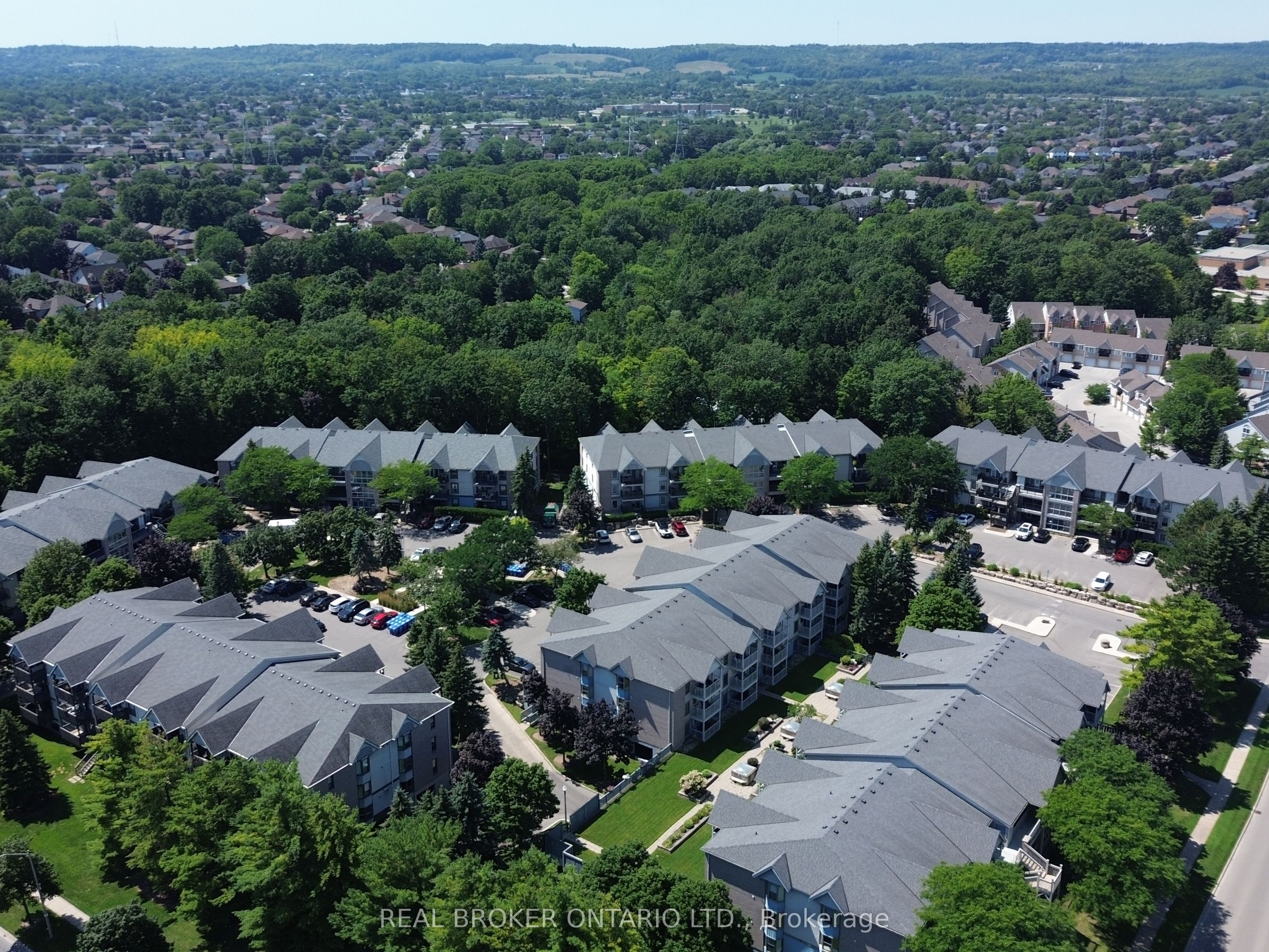 2040 Cleaver Avenue 218, Burlington, On L7m 4c4