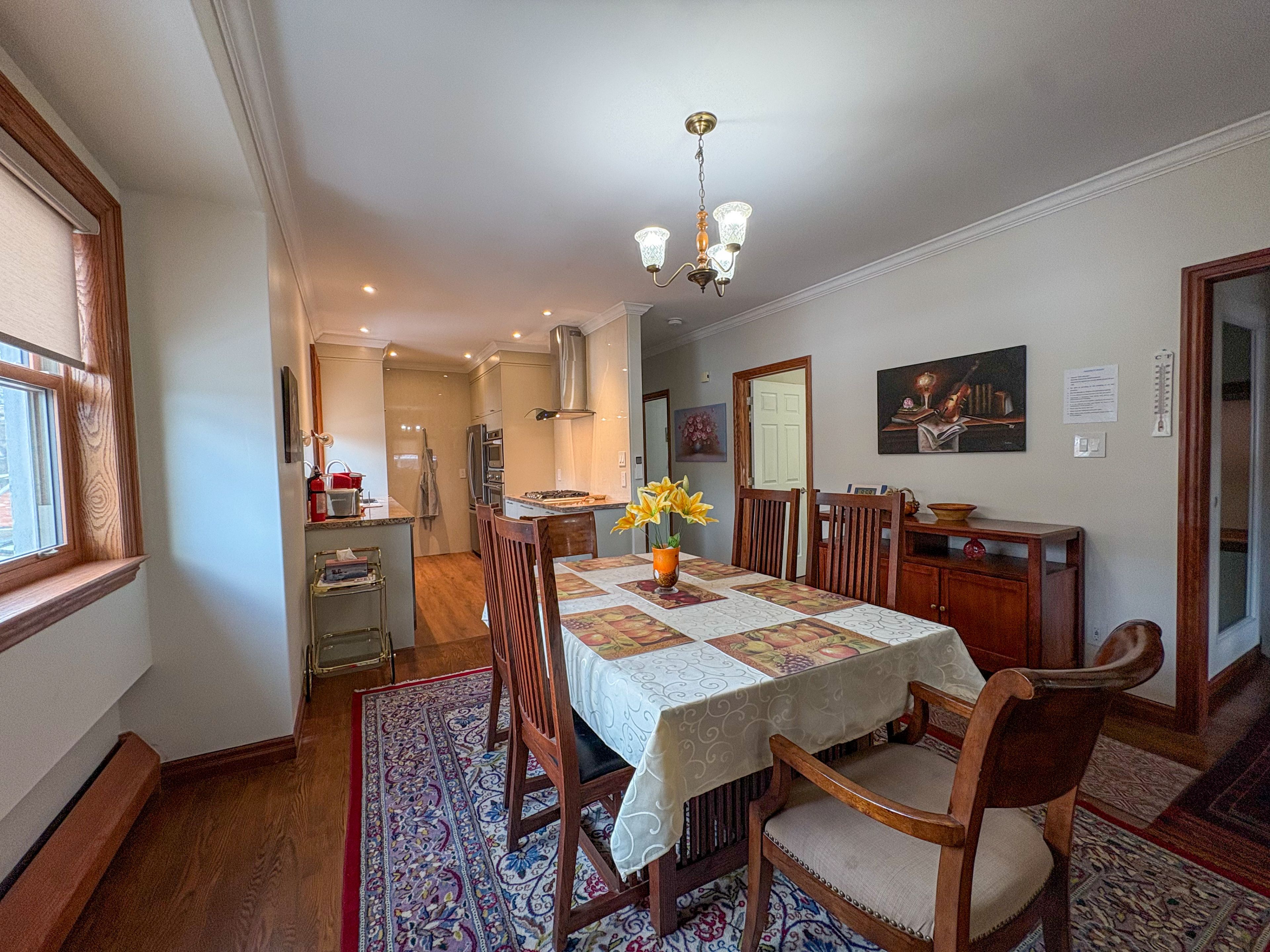 20 Glen Gordon Road 2, Toronto, On M6p 1b8