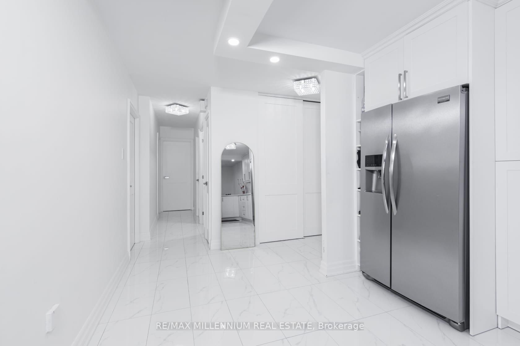 2645 Kipling Avenue W 706, Toronto, On M9v 3s6