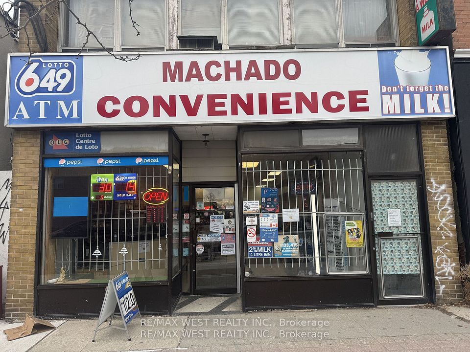 1990 Eglinton Avenue W, Toronto, On M6e 2j9