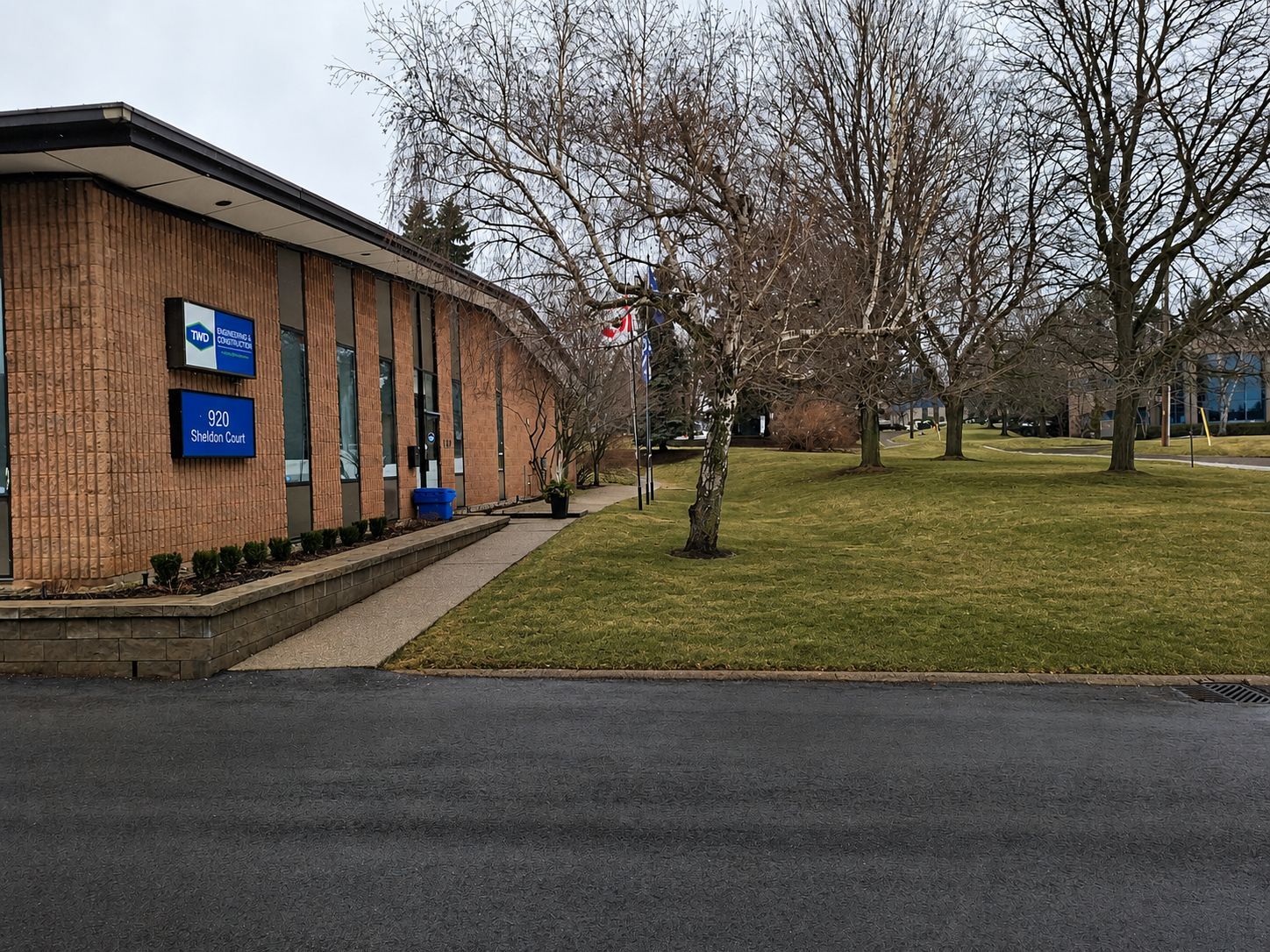 920 Sheldon Court, Burlington, On L7l 5k6