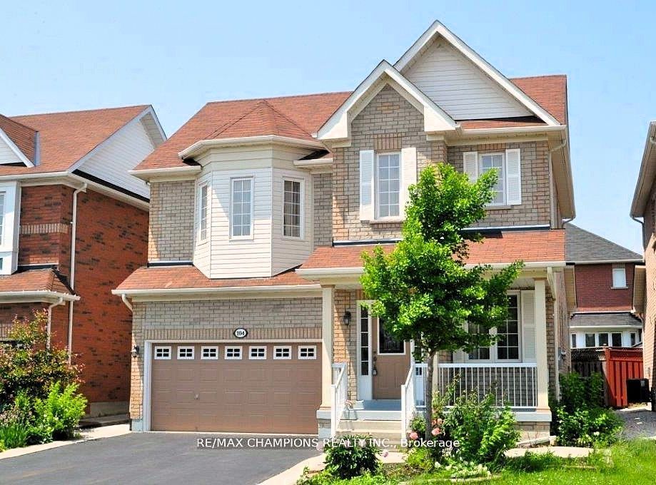 104 Masters Green Crescent, Brampton, On L7a 3k2