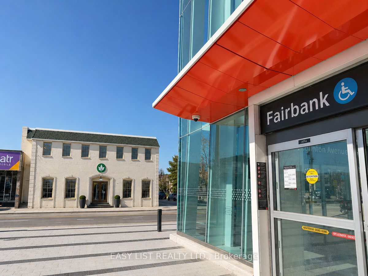 1812 Eglinton Avenue, Toronto, On M6e 2h6