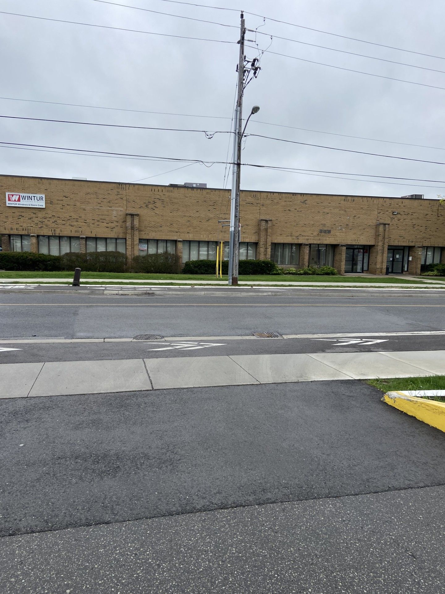 265 Champagne Drive, Toronto, On M3j 2c6