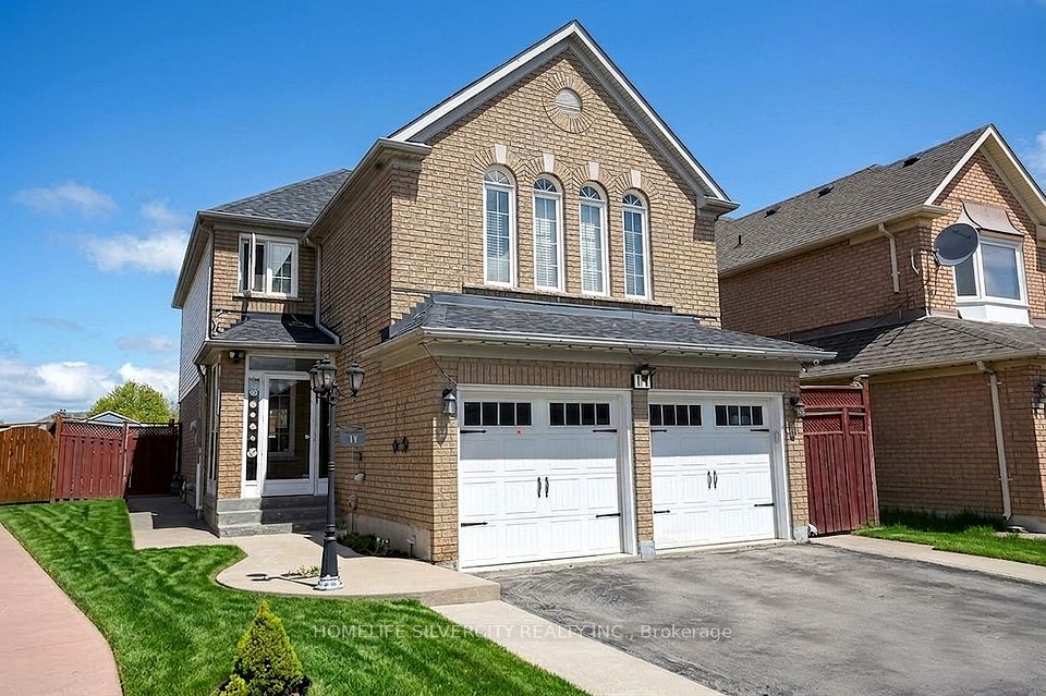 11 Rangeland Road, Brampton, On L6r 1l4