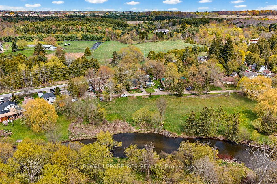 13 Old Pavilion Road, Caledon, On L7c 3j8