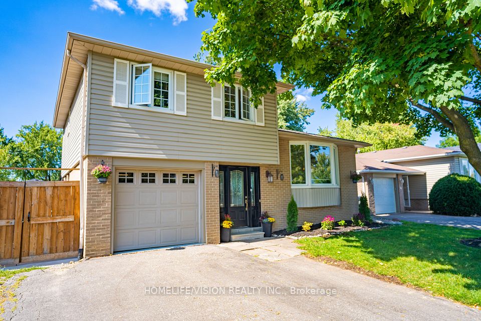 16 Palgrave Crescent, Brampton, On L6w 1c9