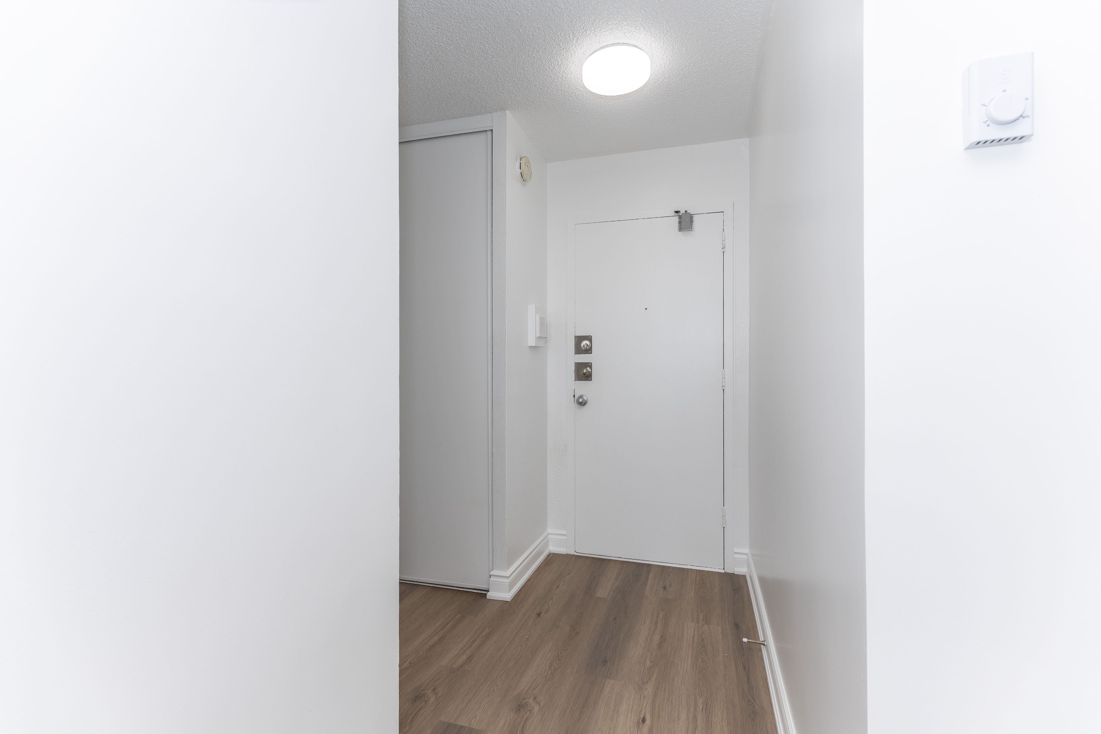 940 Caledonia Road 1005, Toronto, On M6b 3y4