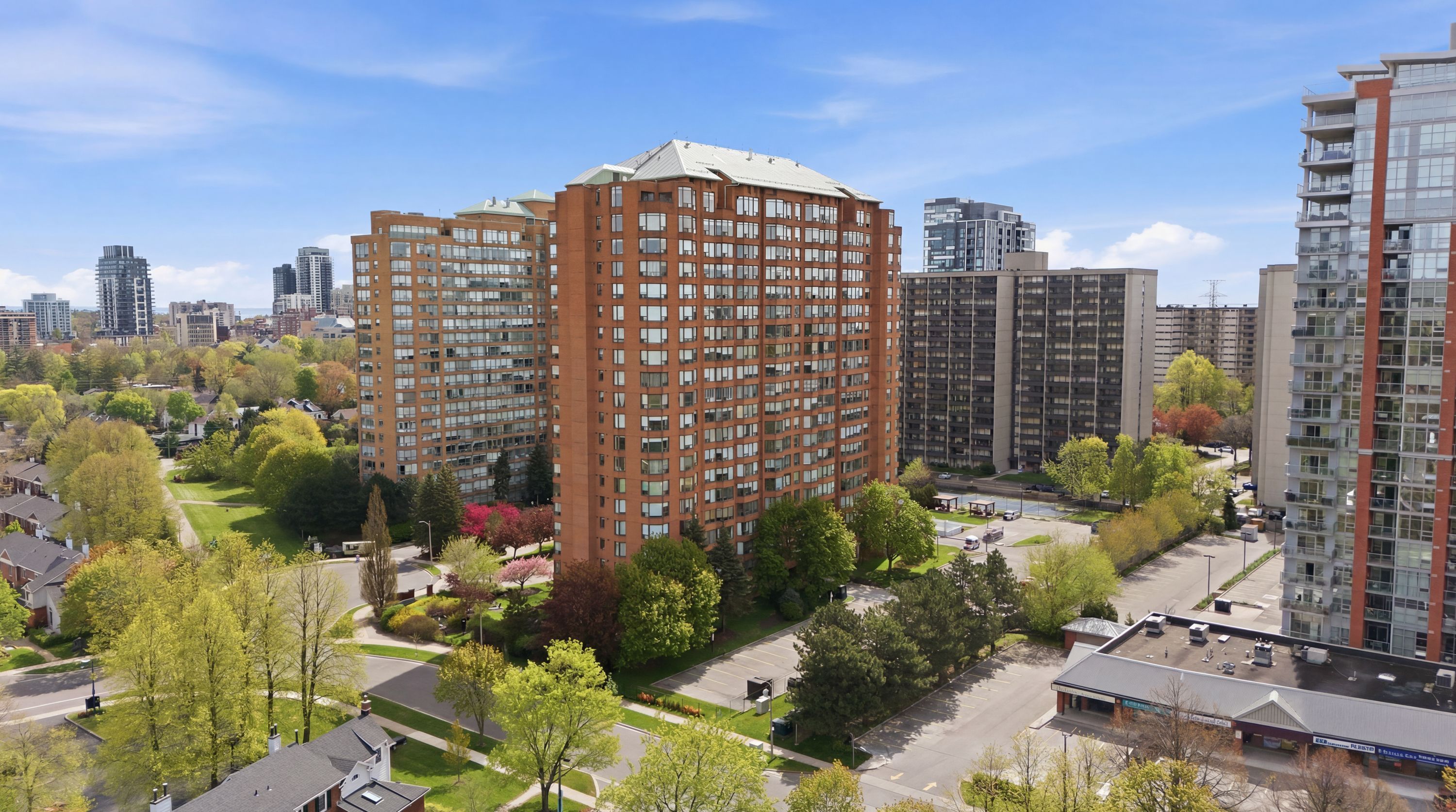 1270 Maple Crossing Boulevard 208, Burlington, On L7s 2j3