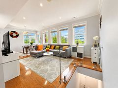 760 Lawrence Avenue W 221, Toronto, On M6a 3e7