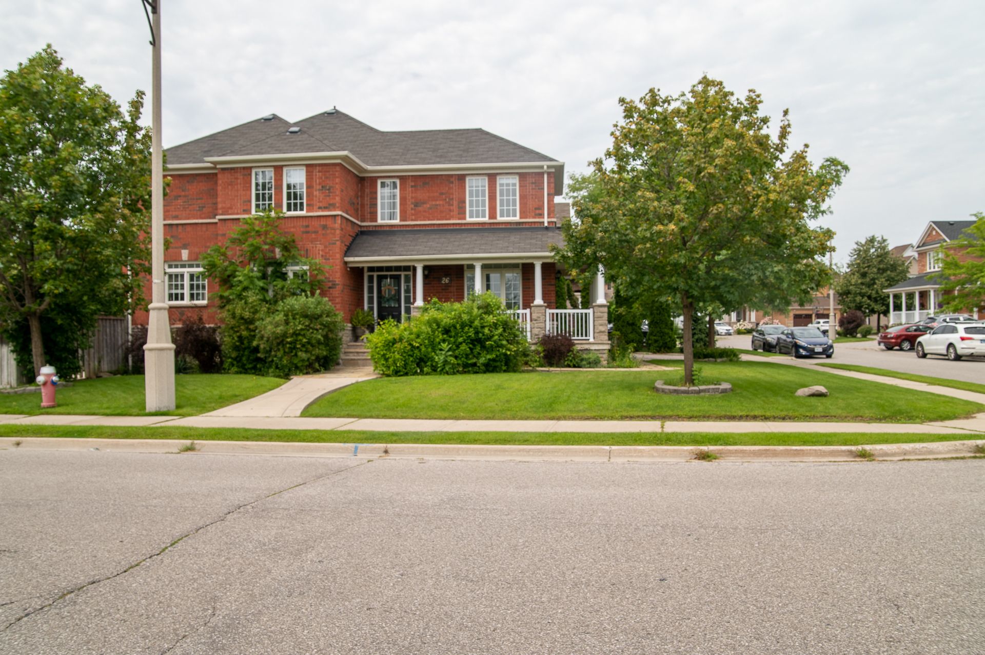 26 Huntspoint Drive, Brampton, On L6p 2e7