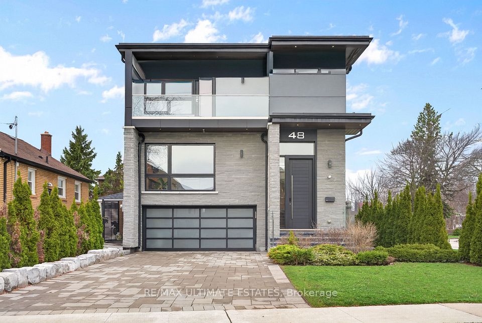 48 Cornelius Parkway, Toronto, On M6l 2k4