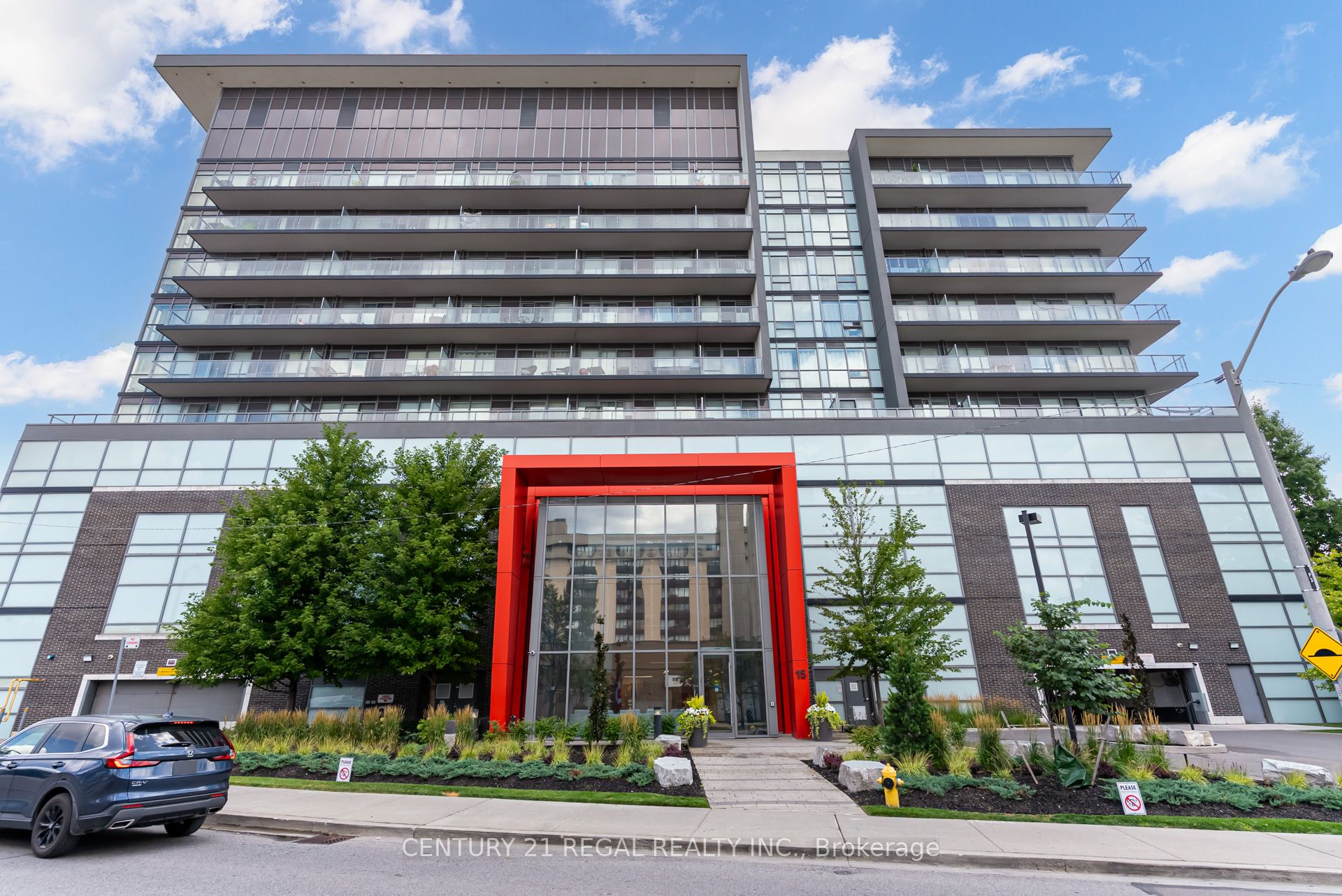 15 James Finlay Way 710, Toronto, On M3m 0b3