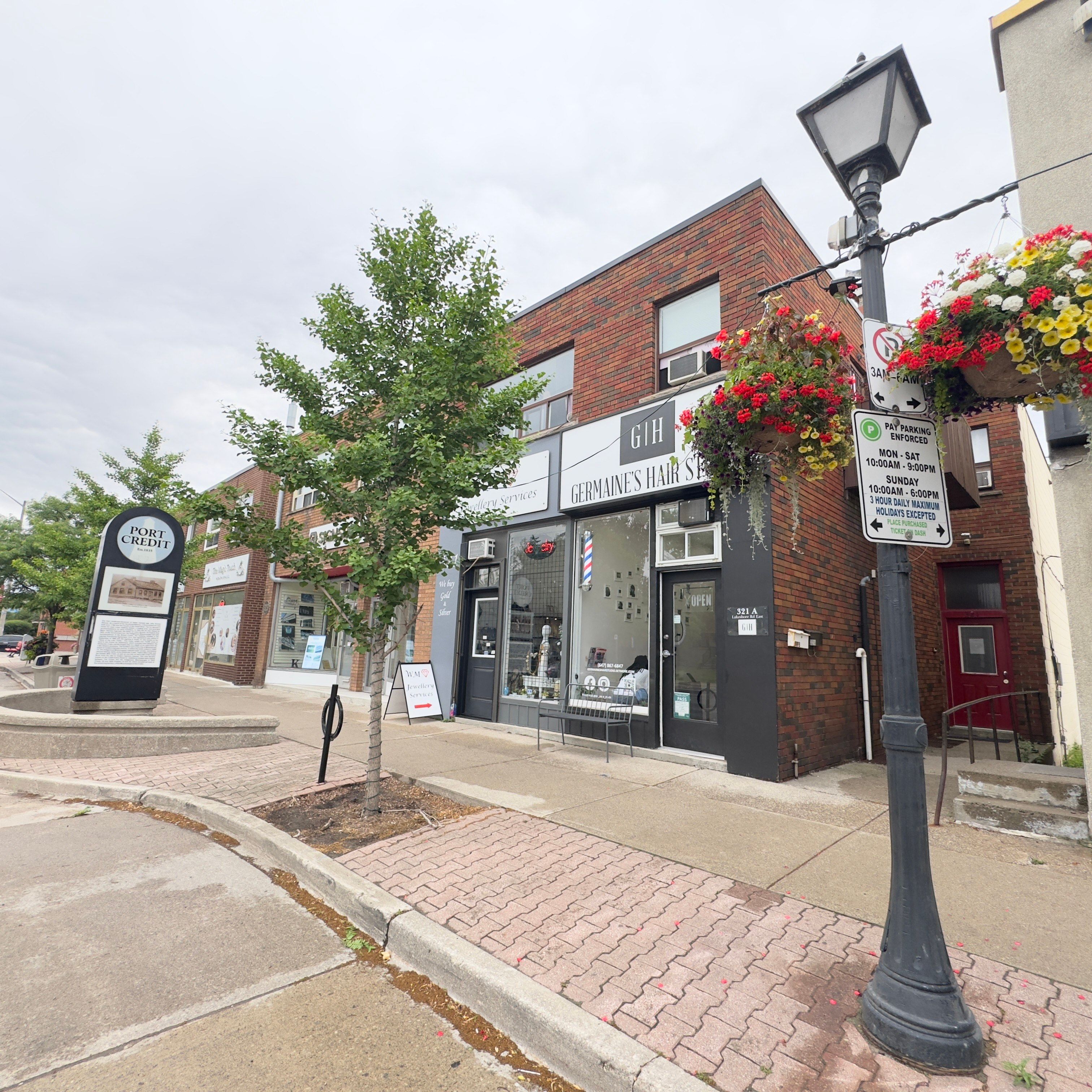 321 Lakeshore Road E, Mississauga, On L5g 1h3