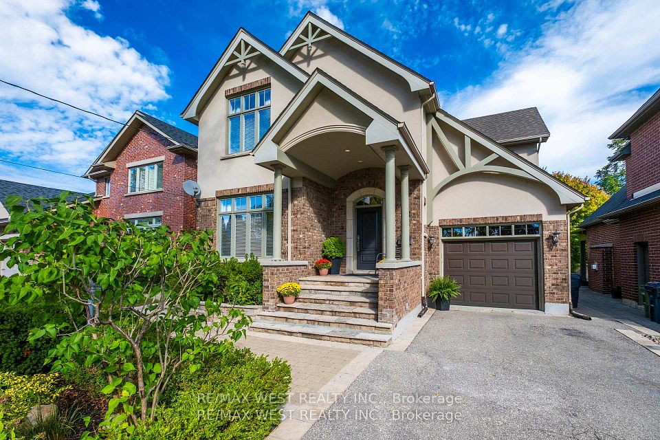 11 Tremont Road, Toronto, On M9b 3x3