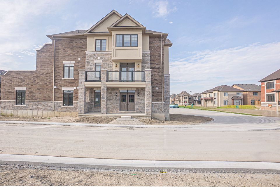 70 Keyworth Crescent, Brampton, On L6r 4e6