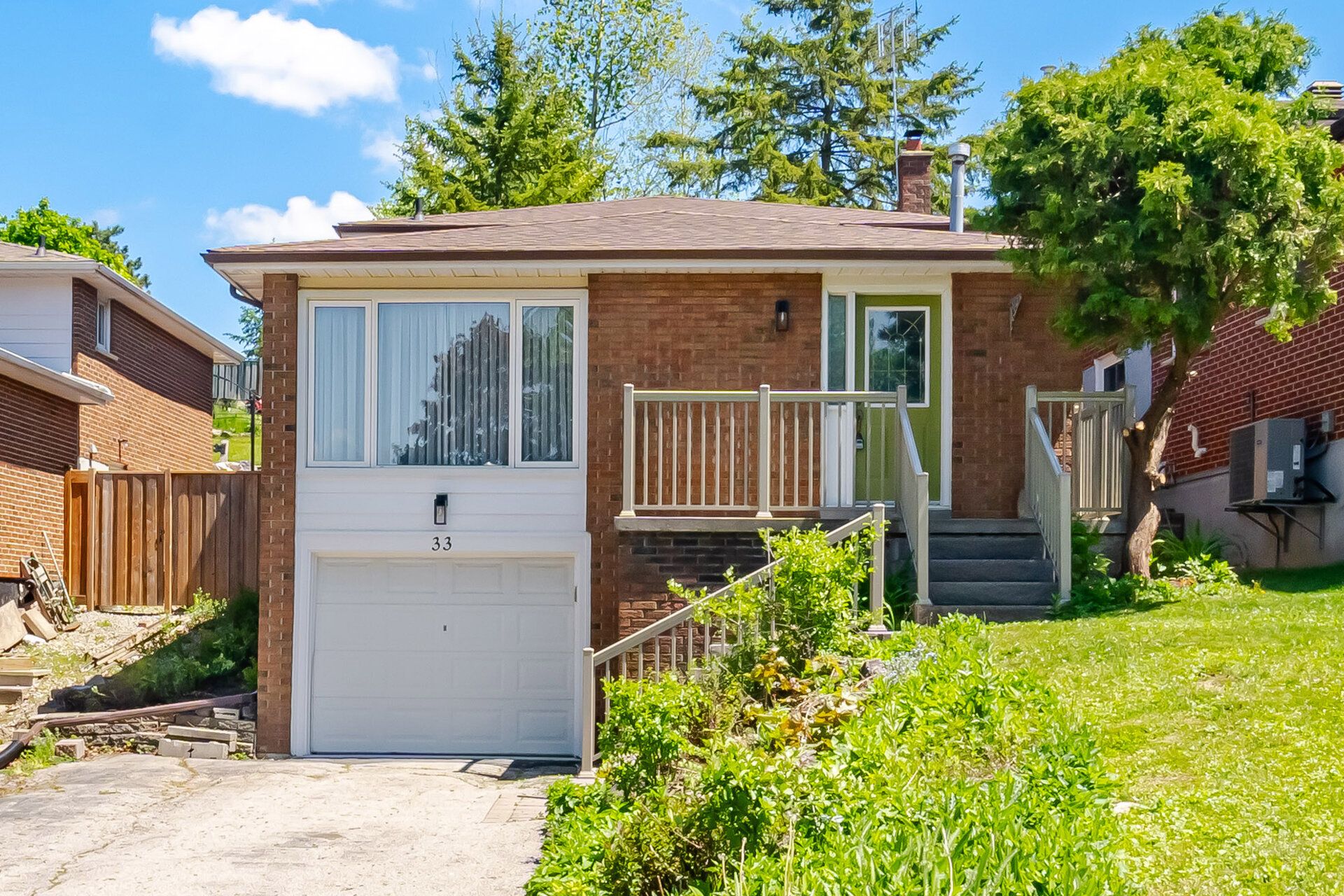 33 Hesp Drive, Caledon, On L7e 2r5