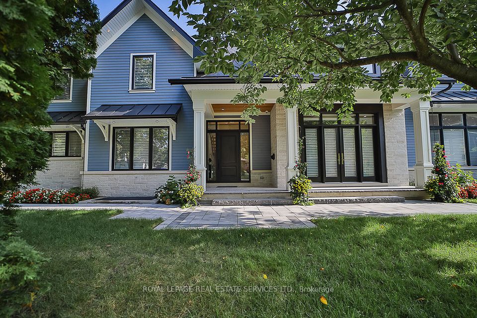 1301 Twin Oaks Dell, Mississauga, On L5h 3j9