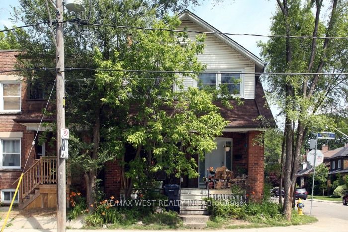 420 Annette Street Upper Level, Toronto, On M6p 1r9