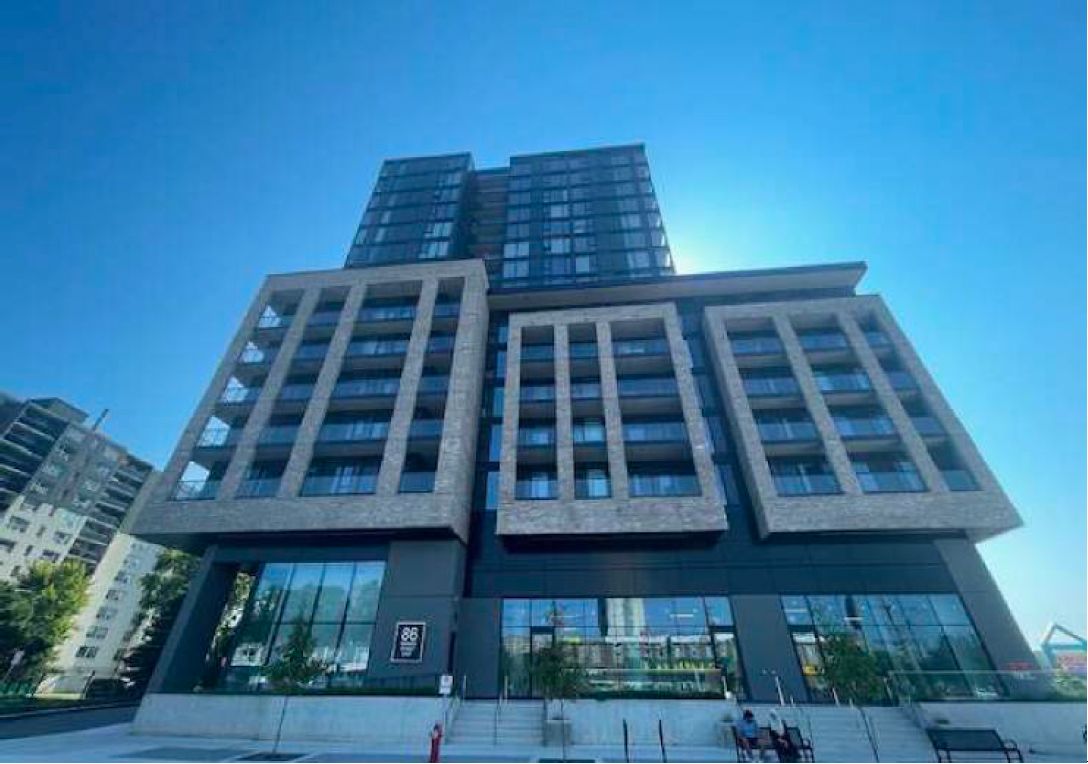 86 Dundas Street E 1313, Mississauga, On L5a 0b1
