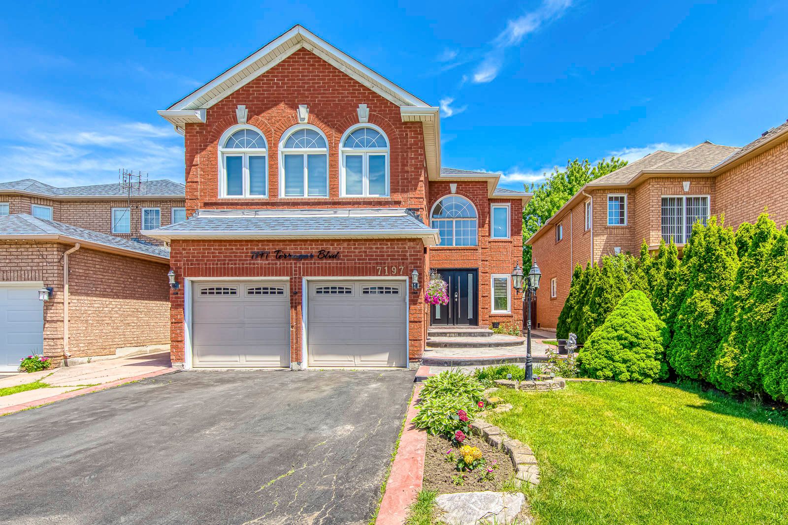 7197 Terragar Boulevard Bsmt, Mississauga, On L5n 7l9