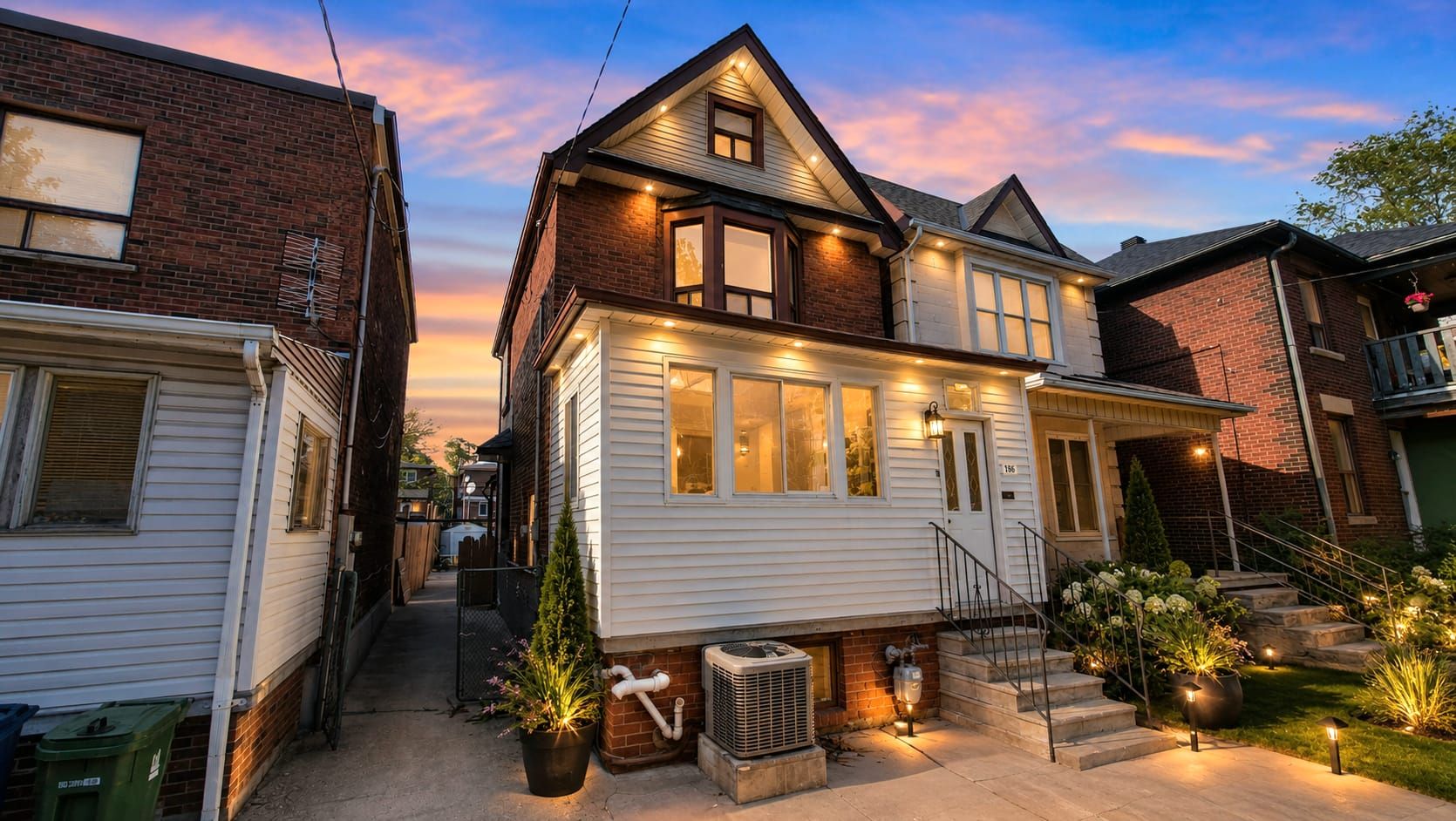 356 Wallace Avenue, Toronto, On M6p 3p2