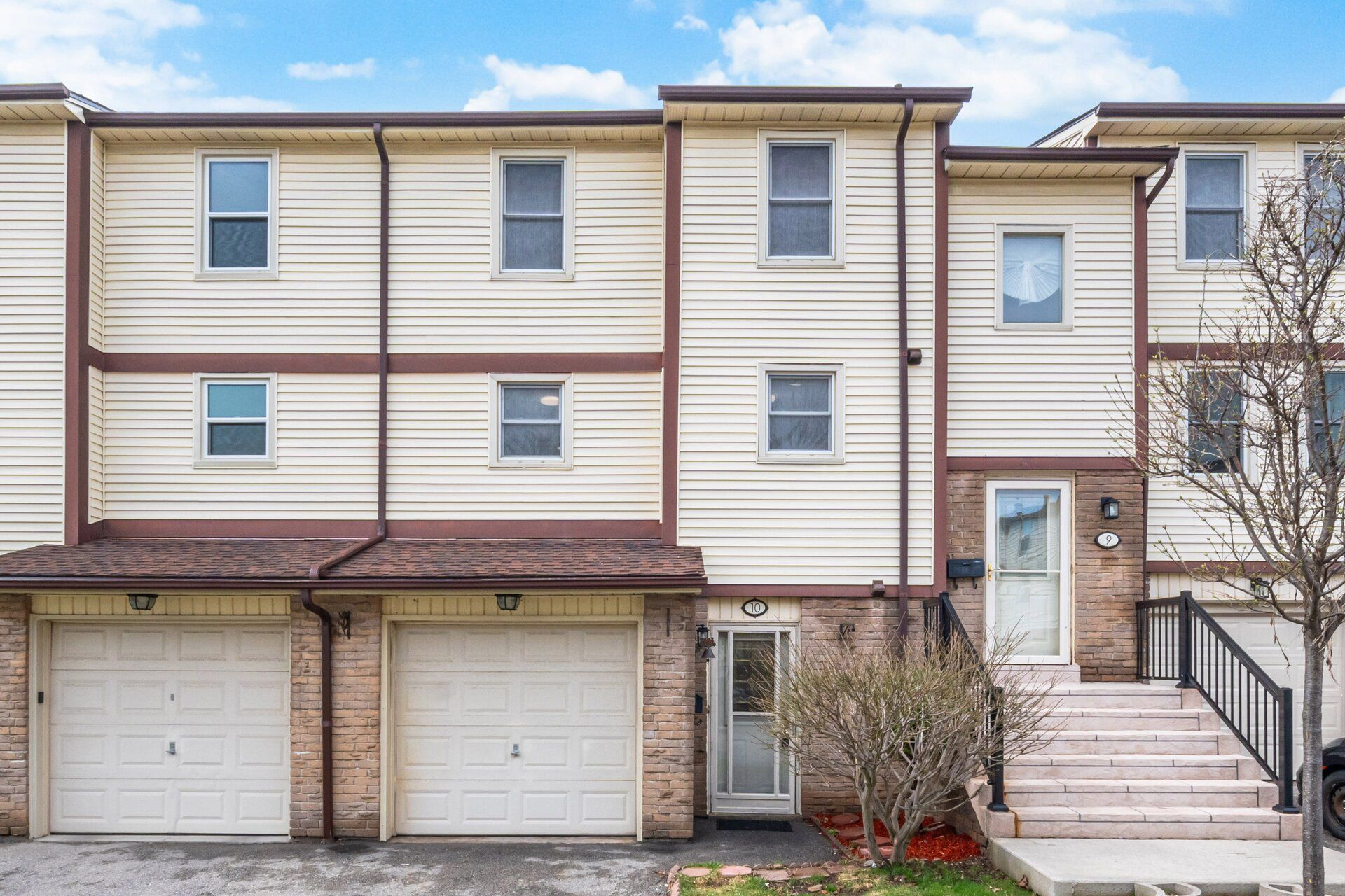 7340 Copenhagen Road 10, Mississauga, On L5n 2s5