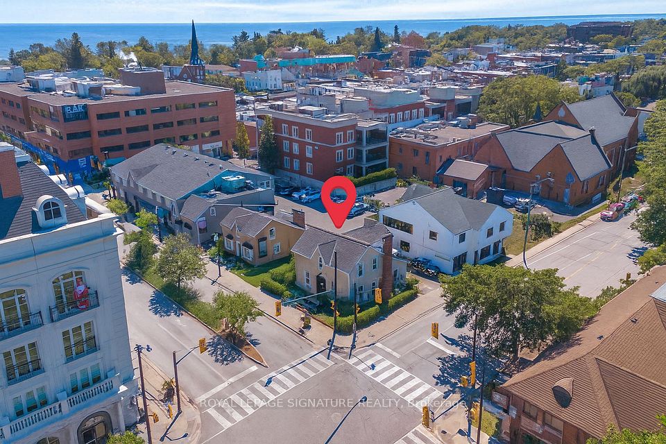 140 Trafalgar Road, Oakville, On L6j 3g5