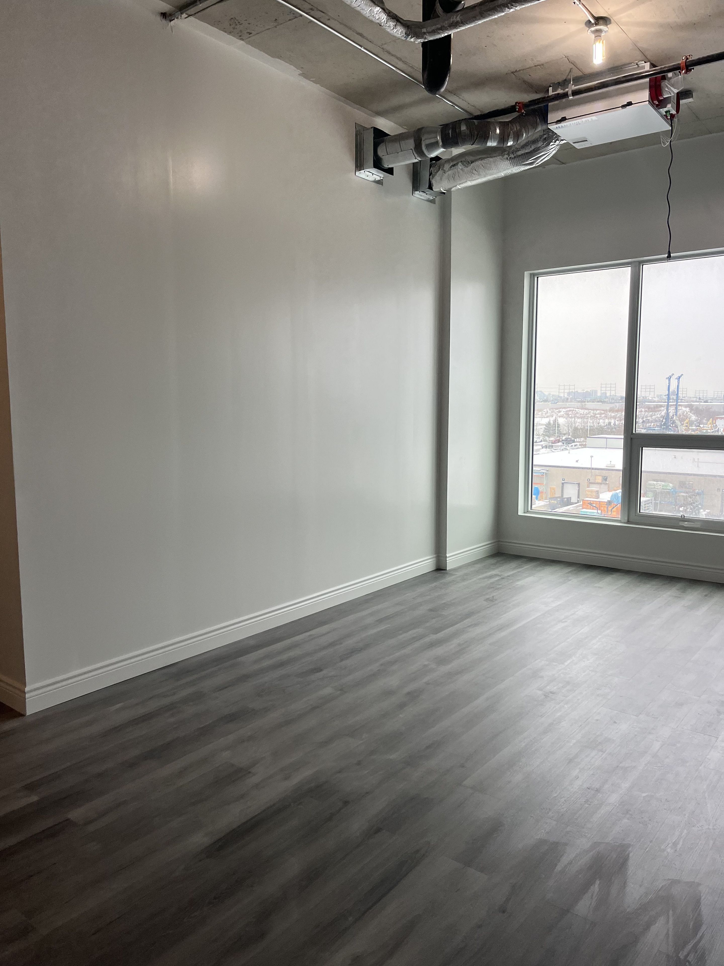 600 Dixon Road 423, Toronto, On M9w 1j1