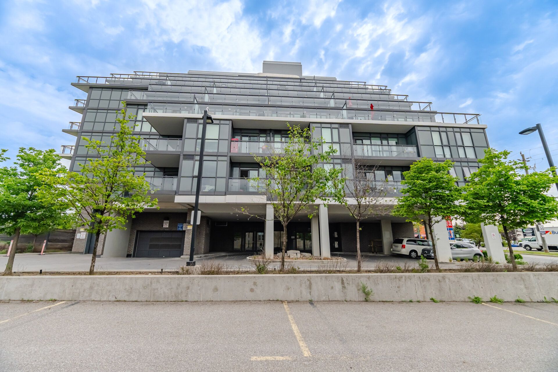 16 Mcadam Avenue 306, Toronto, On M6a 0b9