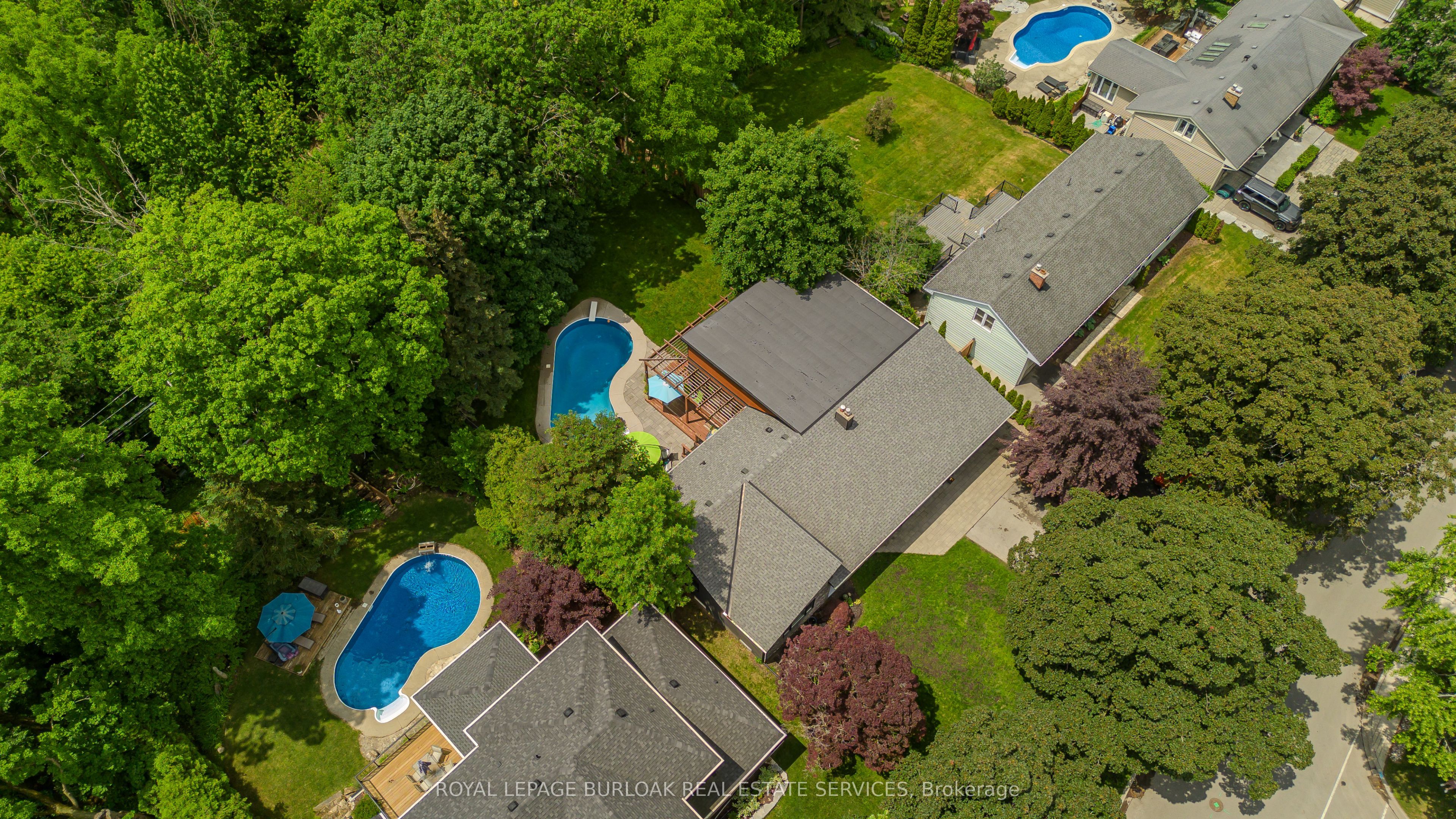 272 Goodram Drive, Burlington, On L7l 2j5