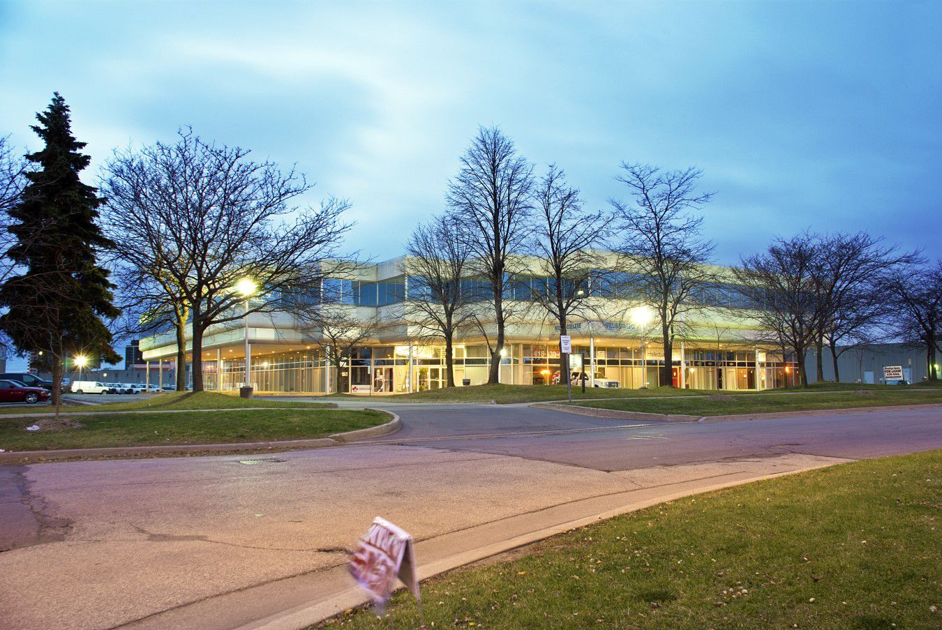 265 Rimrock Road 5a, Toronto, On M3j 3c6