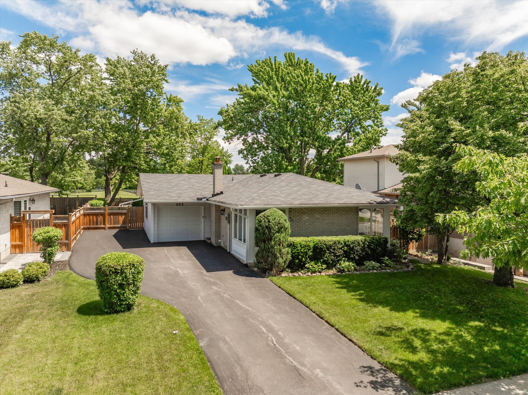 484 Grand Boulevard, Oakville, On L6h 1p3