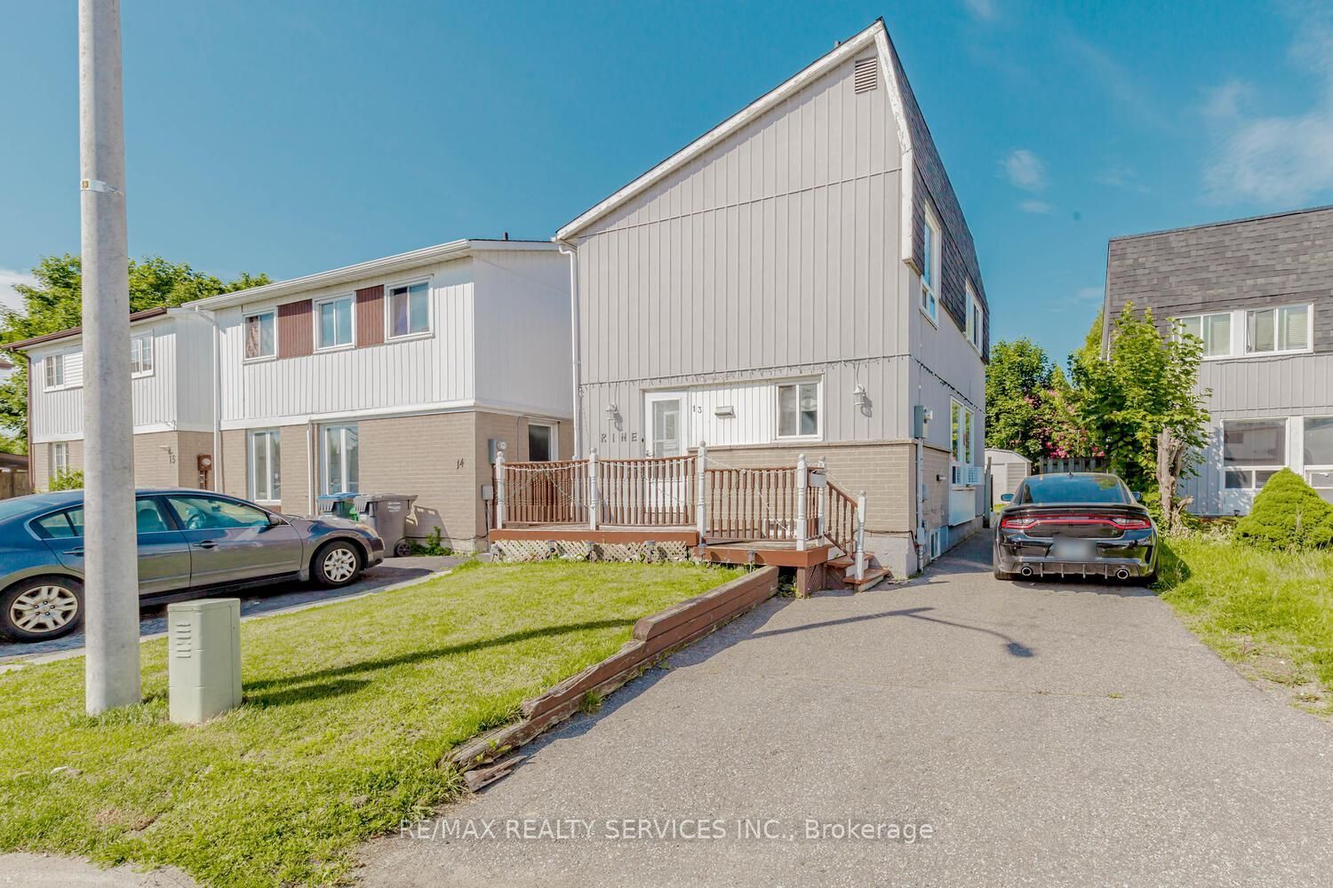 13 Greenbush Court, Brampton, On L6s 2k2