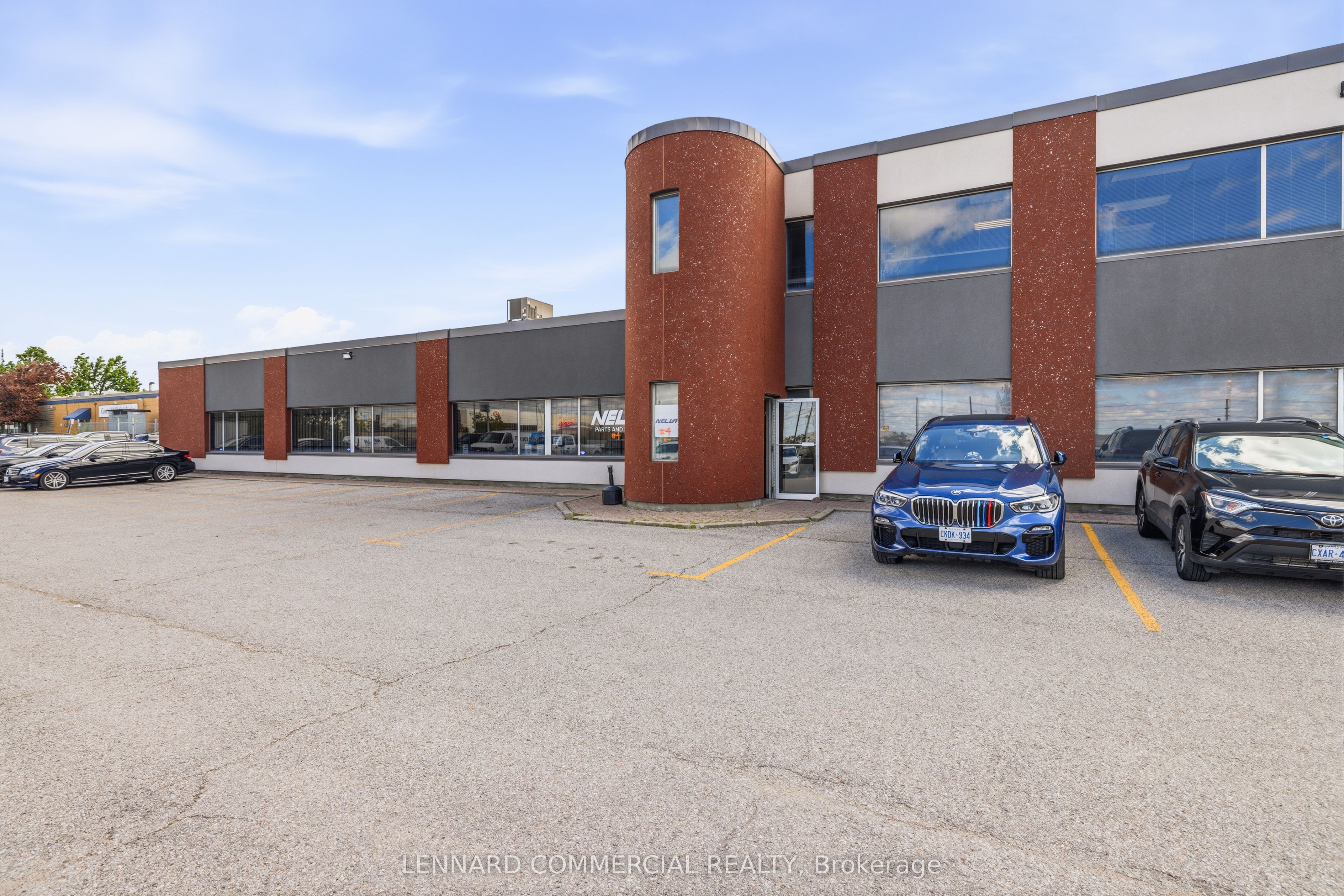 150 Norfinch Drive 7, Toronto, On M3n 1x6