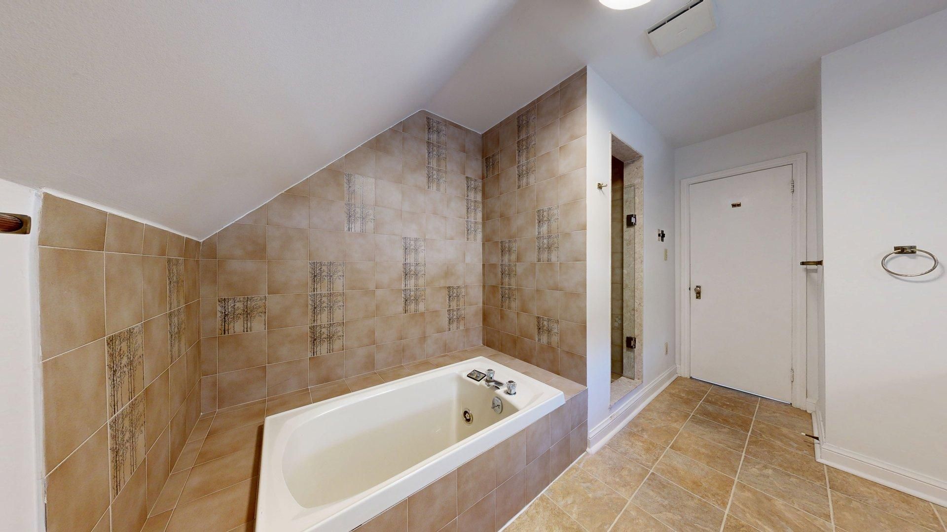 31 Burnhamthorpe Park Boulevard, Toronto, On M9a 1h8