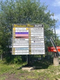 154 Queen Street S 206, Mississauga, On L5m 2p4