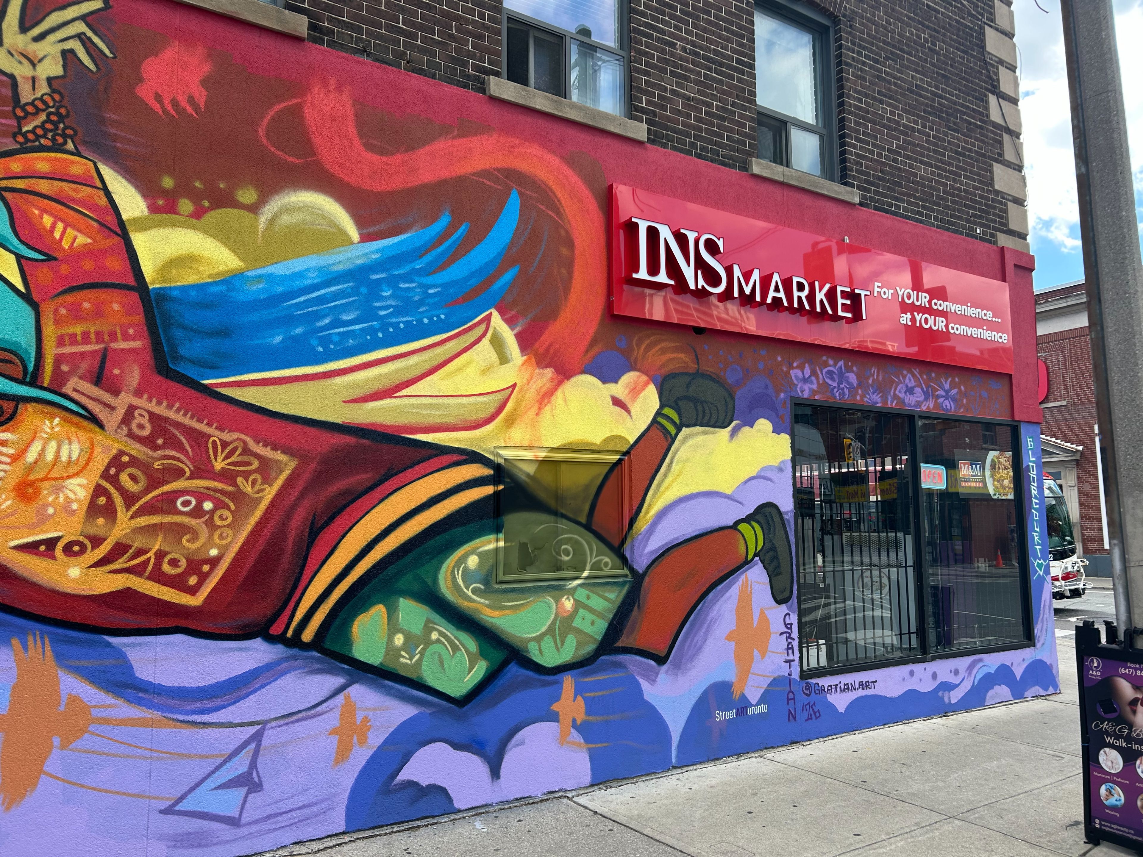 978 Bloor Street, Toronto, On M6h 2x1