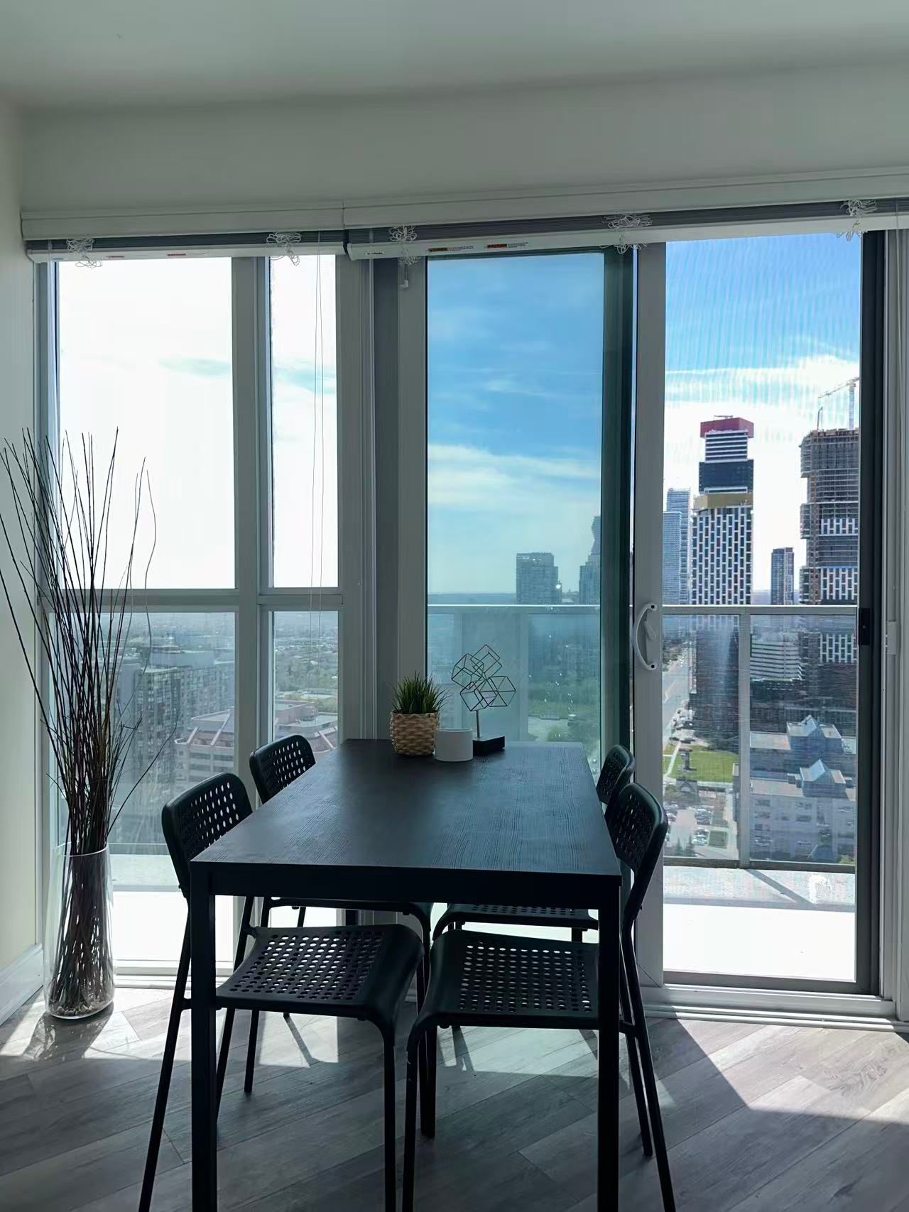 60 Absolute Avenue 3104, Mississauga, On L4z 0a9