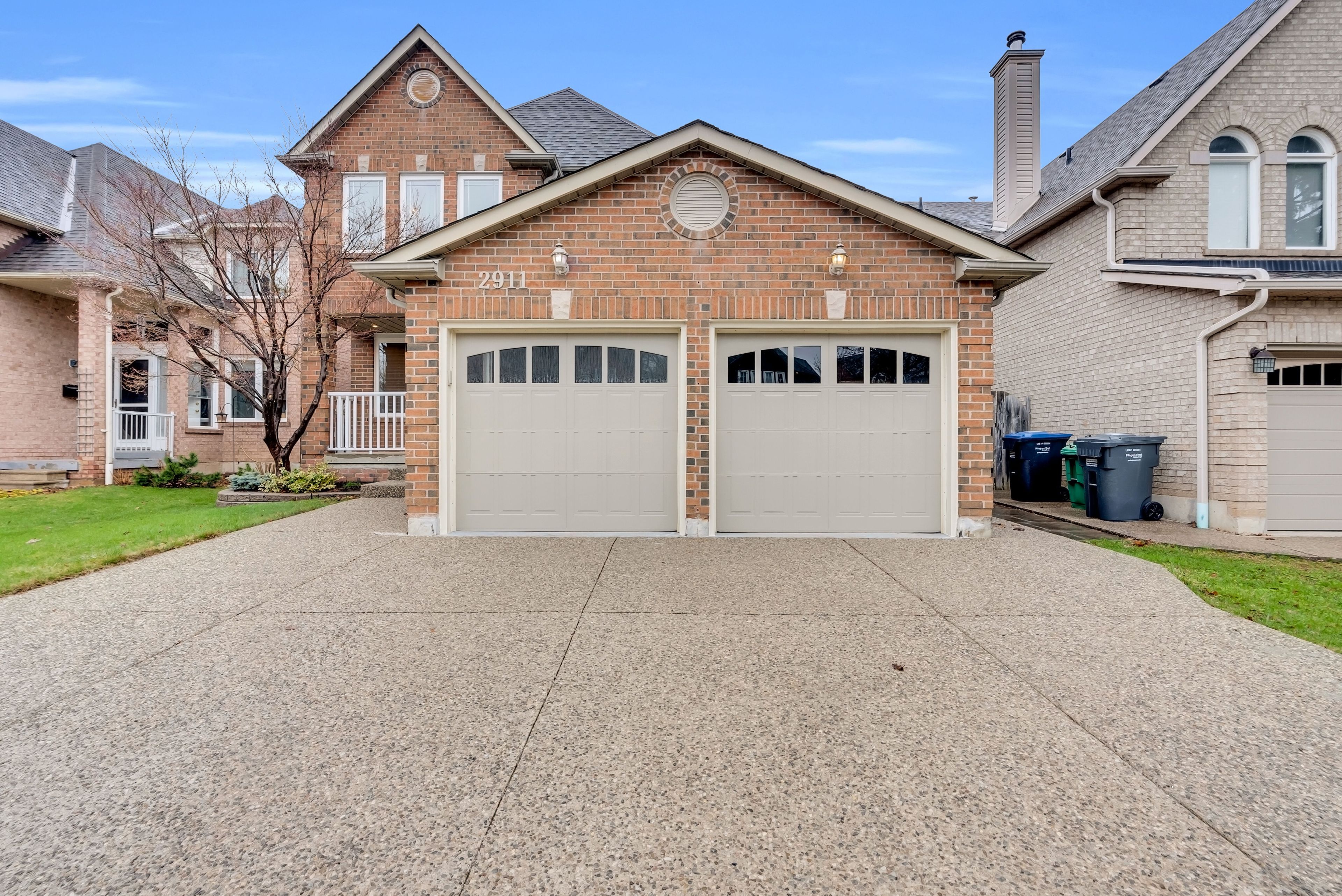 2911 Tradewind Drive, Mississauga, On L5n 6l2
