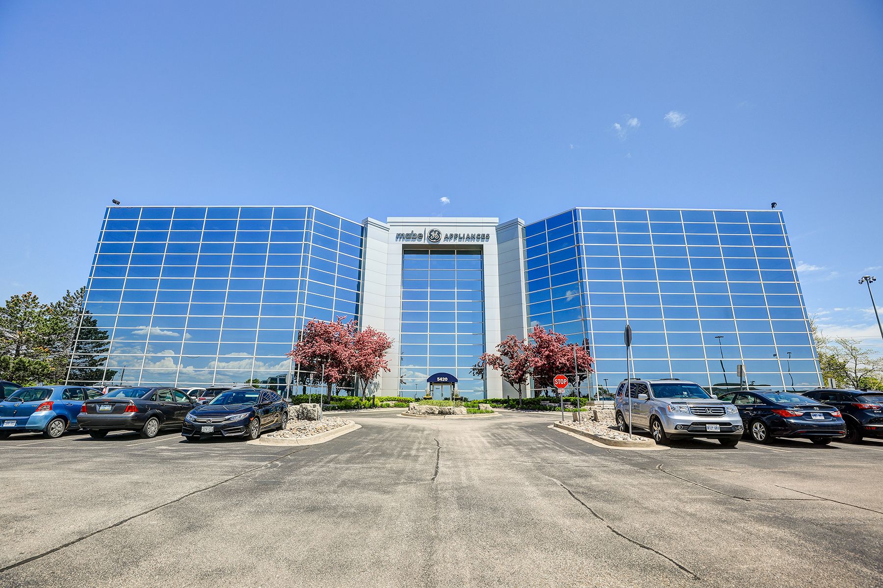 5420 North Service Road 404, Burlington, On L7l 6w6