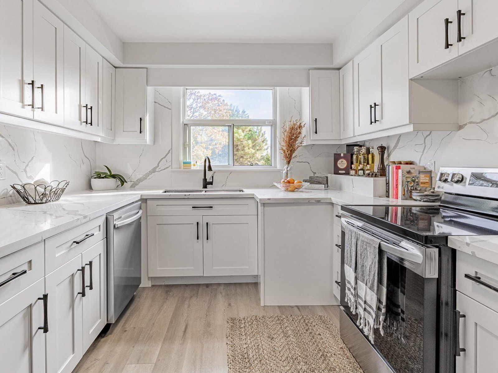 1368 Tansley Drive, Oakville, On L6l 2n4