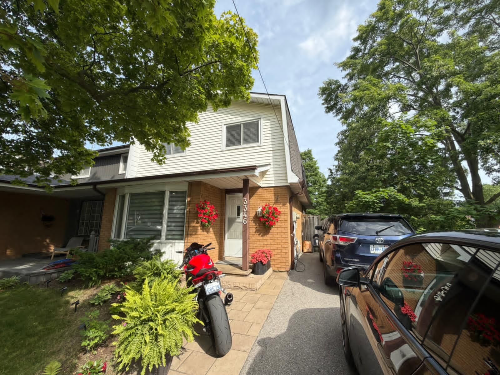 3346 Chokecherry Crescent, Mississauga, On L5l 1a9