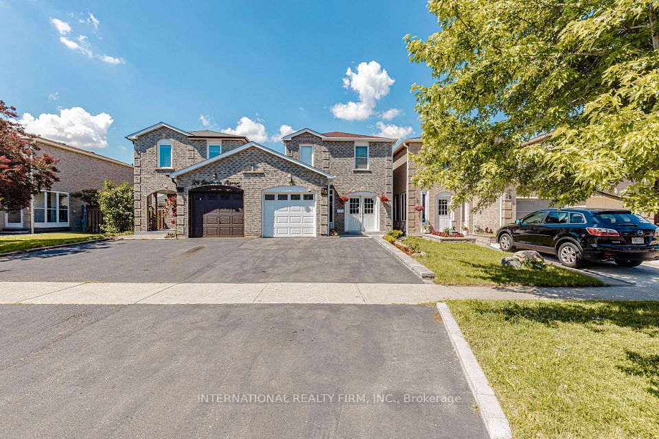 26 Sandmere Avenue, Brampton, On L6z 4b3