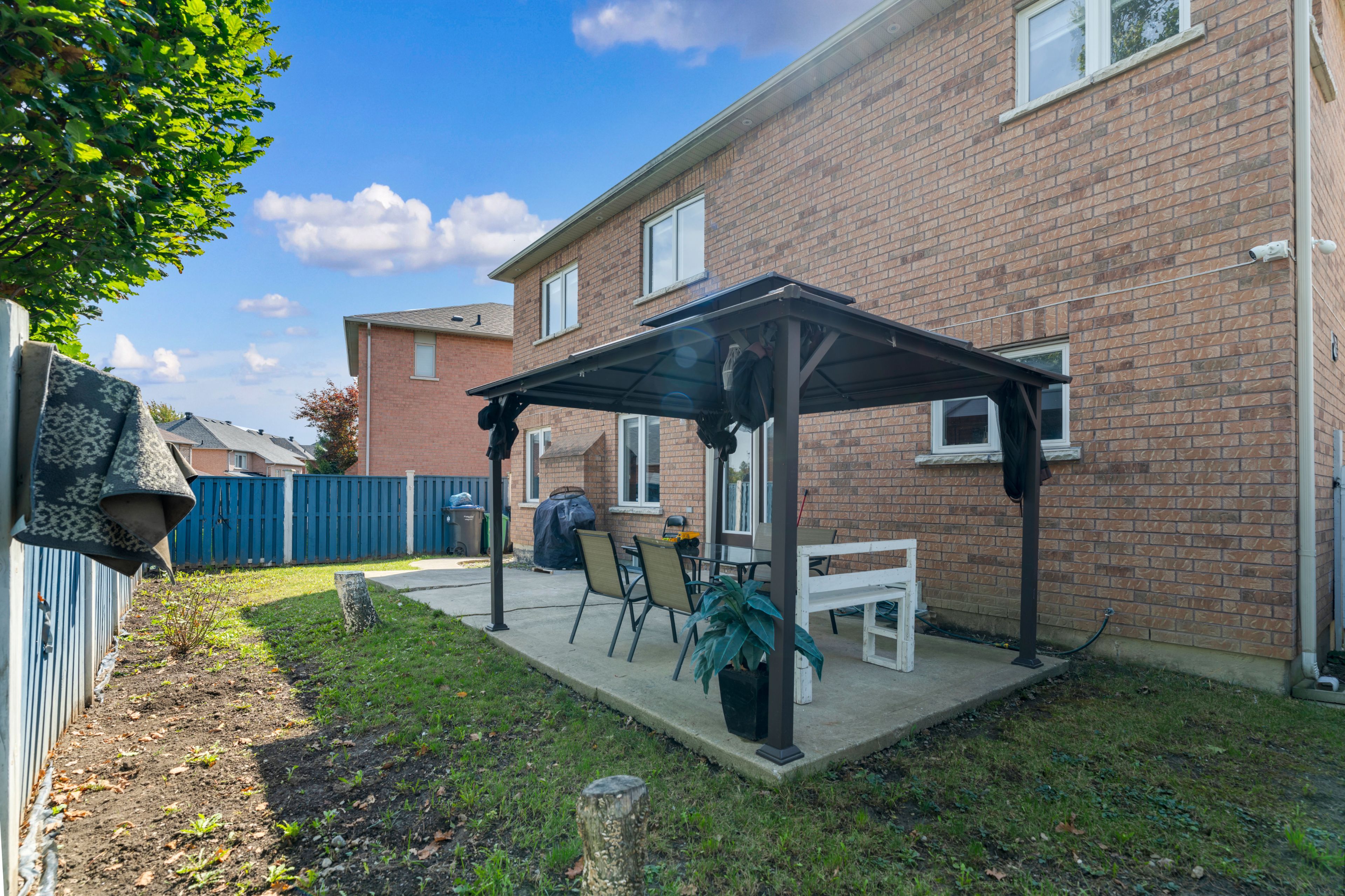 39 Darren Road, Brampton, On L6p 1z5